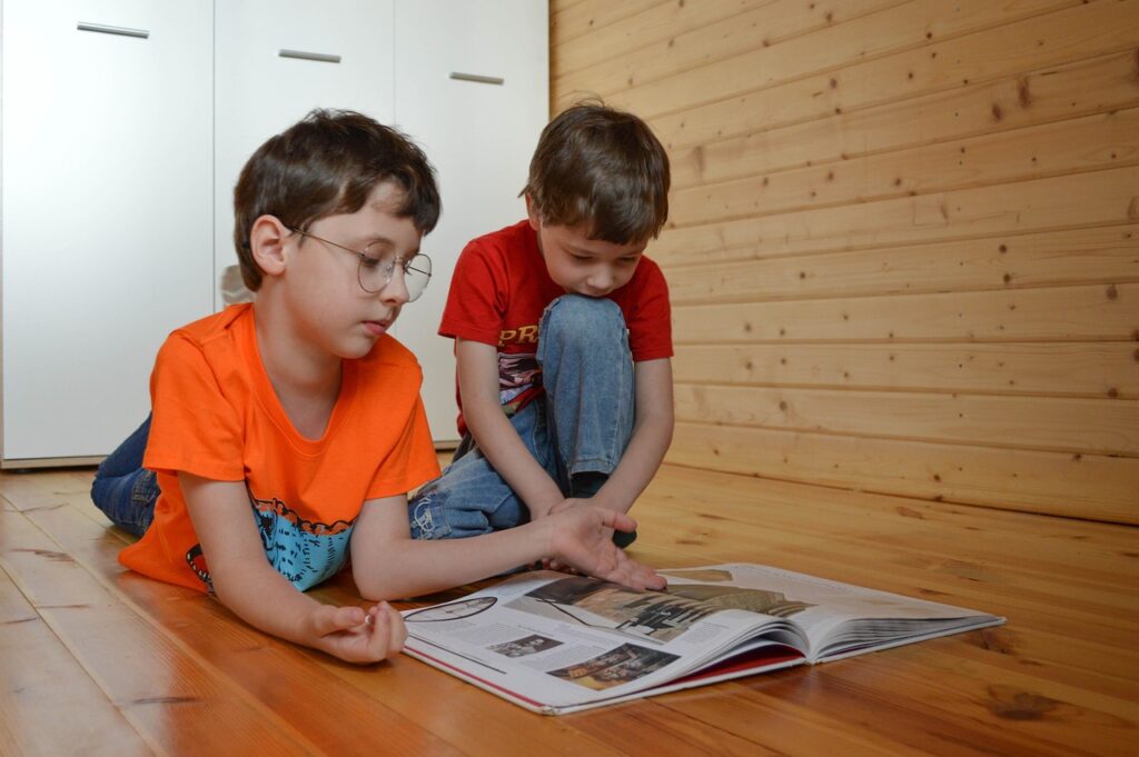 Financial literacy for poor families,
Teaching money management to low-income children,
No-cost financial education activities India,
Budgeting lessons for slum children,
Money skills without educational toys